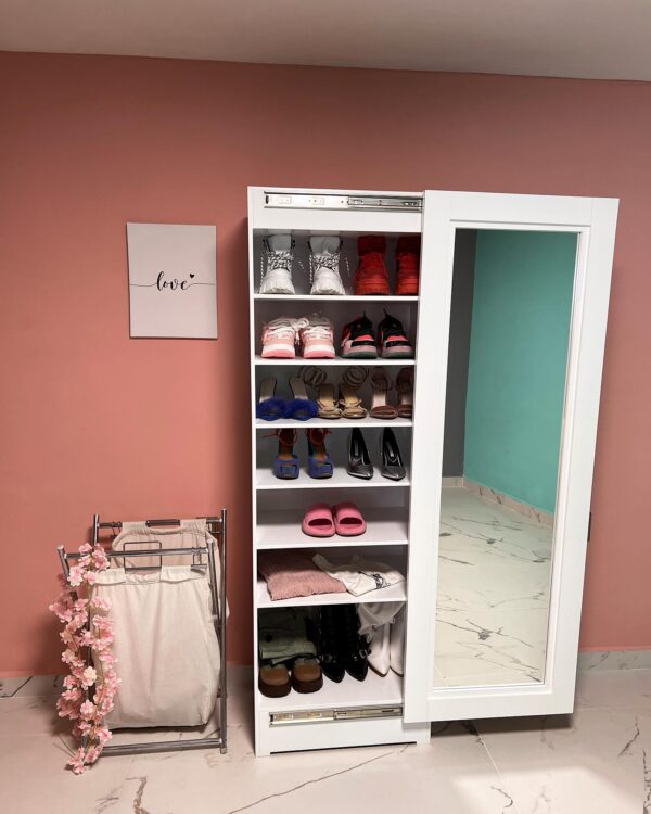 421882845_18173467582290079_6507761441292054100_n Zapatero Verona | Organización y Estilo | 7 Pérez by SS